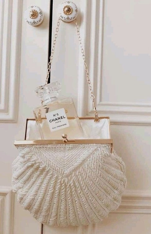 Beaded Shell Bahamas Clutch Bag Montipi