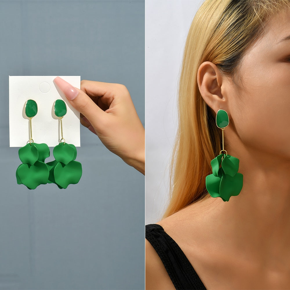Bella Acrylic Petal Drop Earrings Montipi