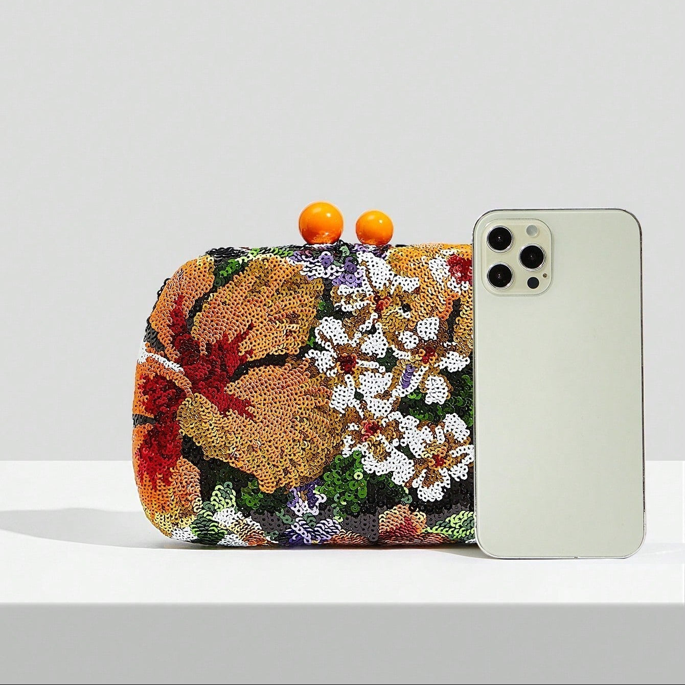 Coastal Chic Sequins Clutch Bag Montipi