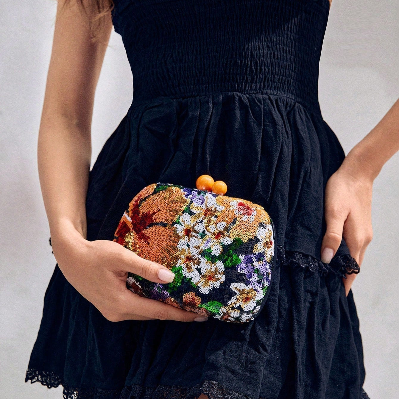 Coastal Chic Sequins Clutch Bag Montipi