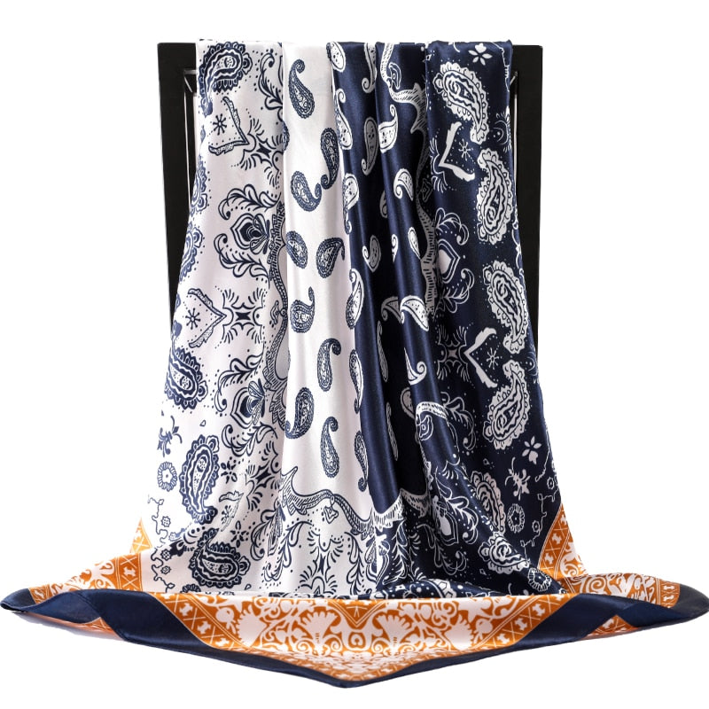 Eclectic Boho Retro Scarf Montipi