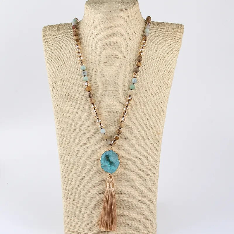 Precious Stone Boho Chic Beaded Necklace Montipi