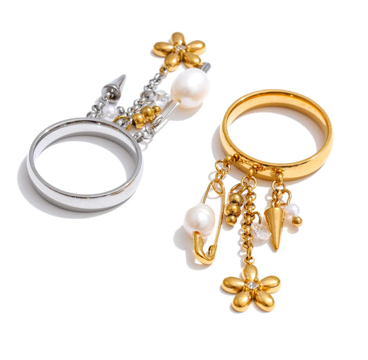 Petite Muse Charm Ring
