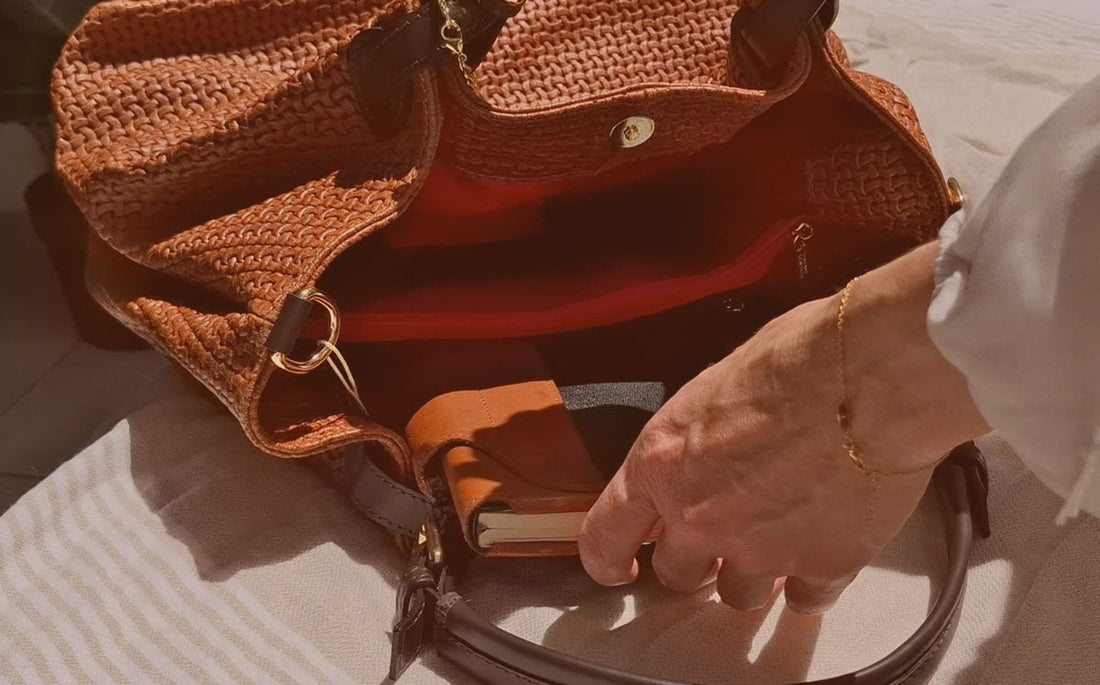 Keyluck in Cognac – Italian Leather, Riviera Mood