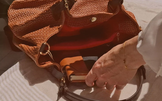 Keyluck in Cognac – Italian Leather, Riviera Mood