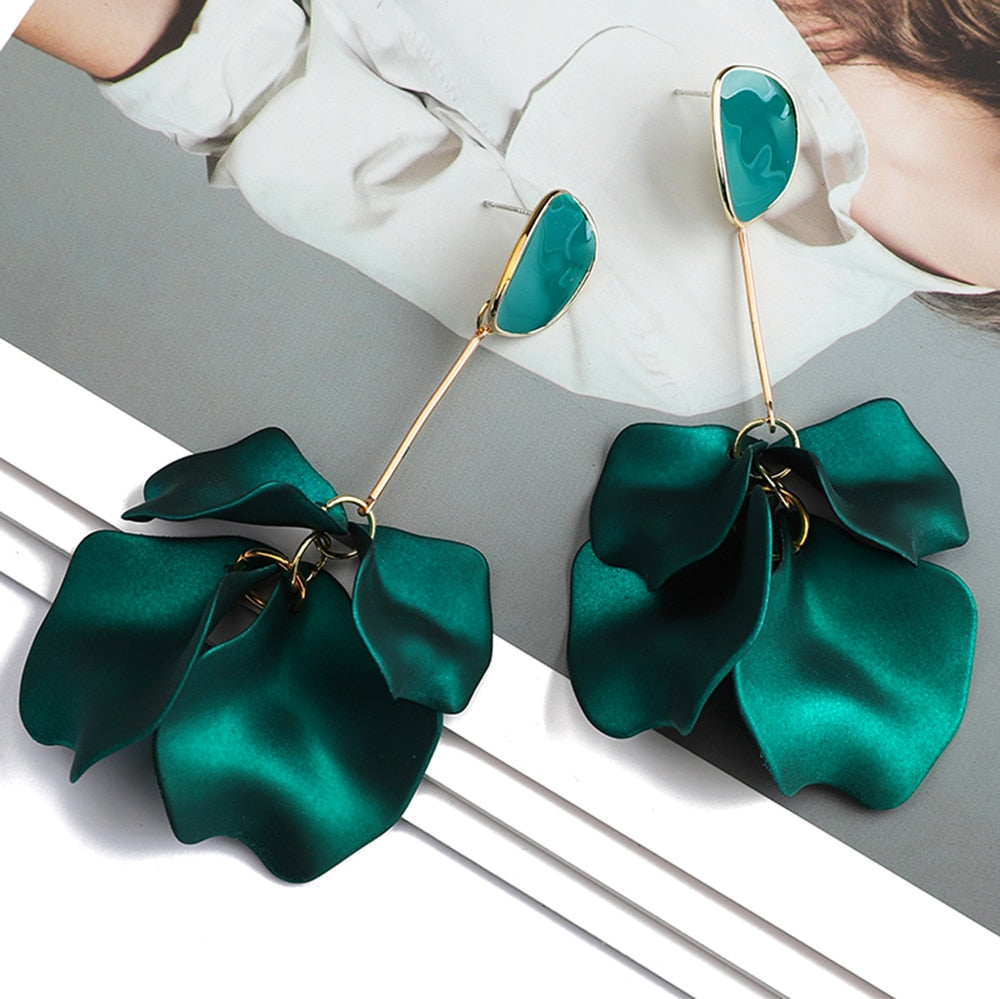 Bella Acrylic Petal Drop Earrings Montipi