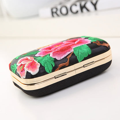 Floral Embroidery Boho Vintage Clutch Bag Montipi