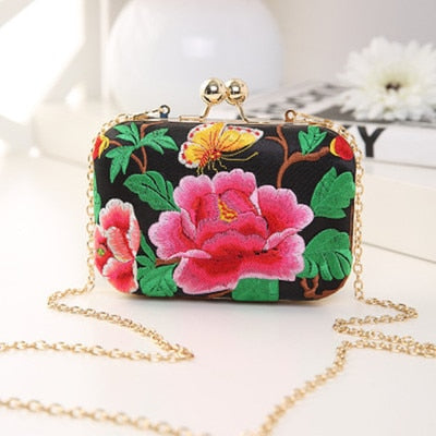 Floral Embroidery Boho Vintage Clutch Bag Montipi