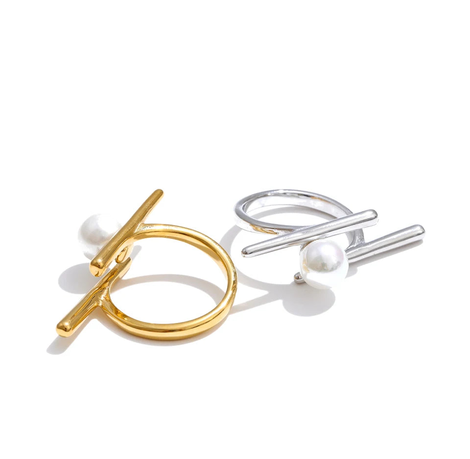 Pearl Sculptural Ring