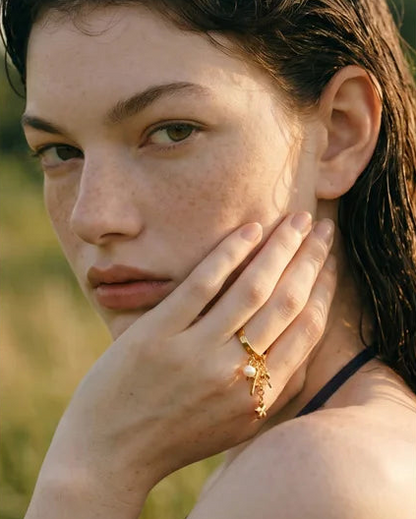 Petite Muse Charm Ring