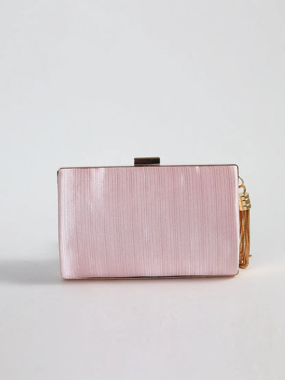 Luxury Vintage Chic Tassel Clutch Bag