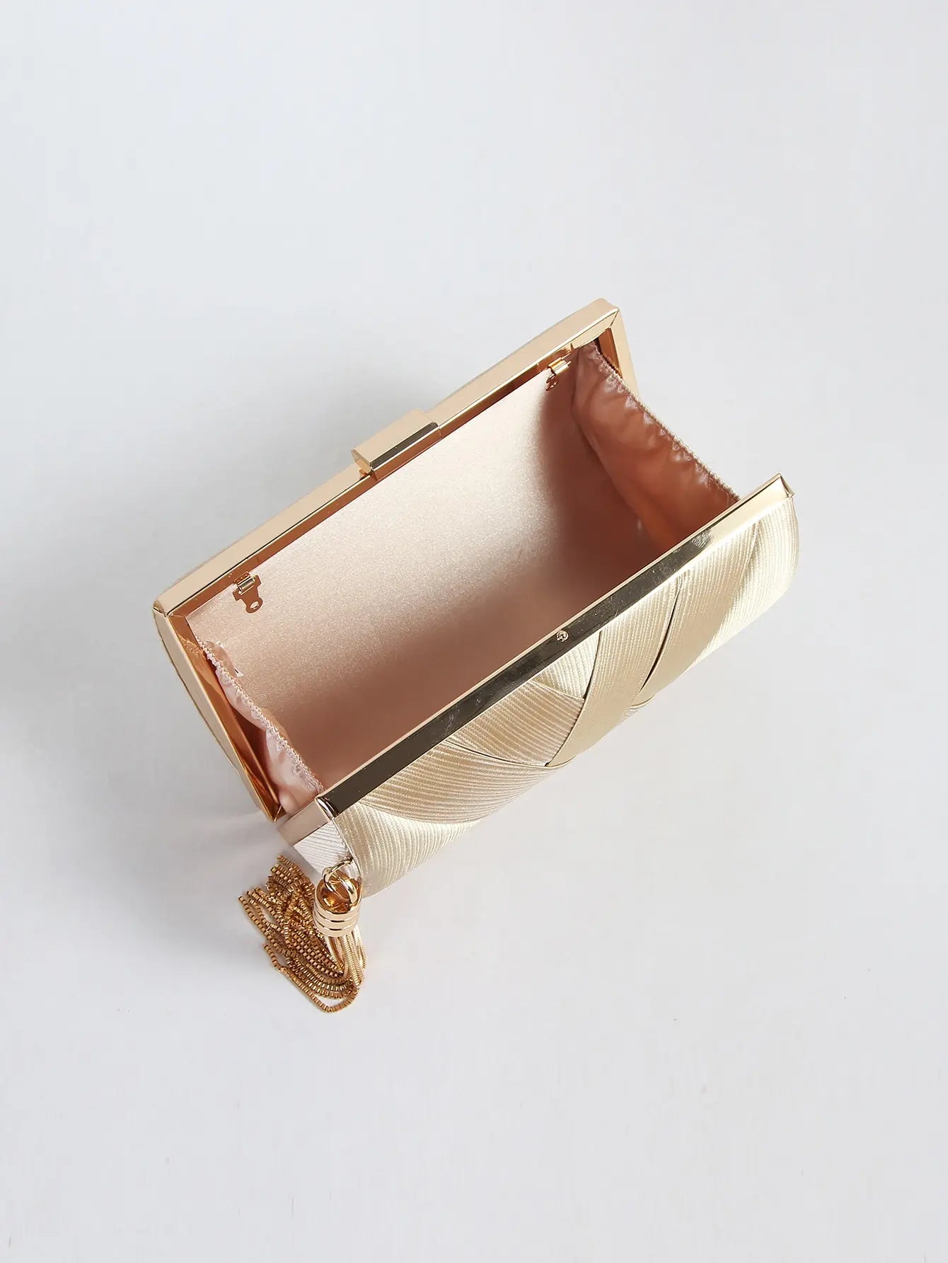 Luxury Vintage Chic Tassel Clutch Bag