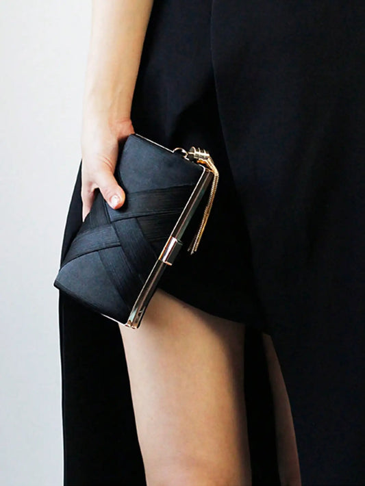 Luxury Vintage Chic Tassel Clutch Bag