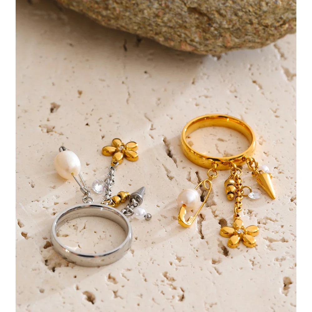 Petite Muse Charm Ring