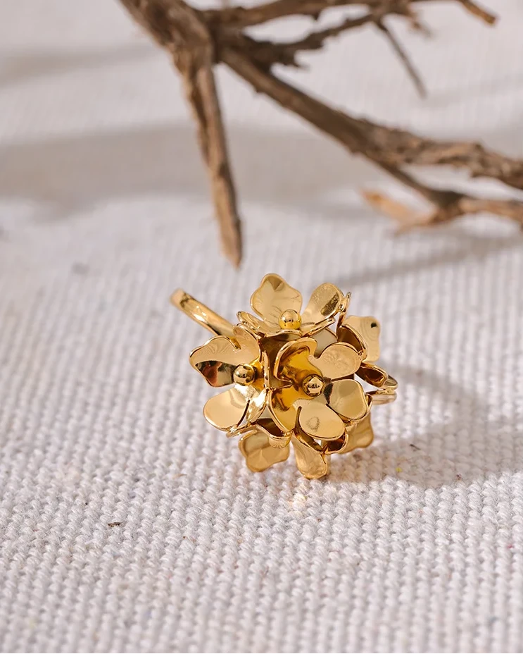 Eden Floral Ring