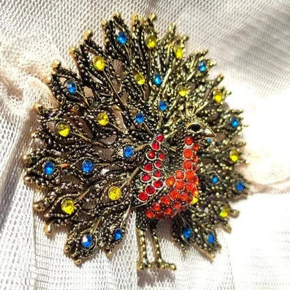 Sparkling Rhinestone Peacock Brooch Montipi