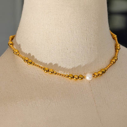 Halo Pearl Choker