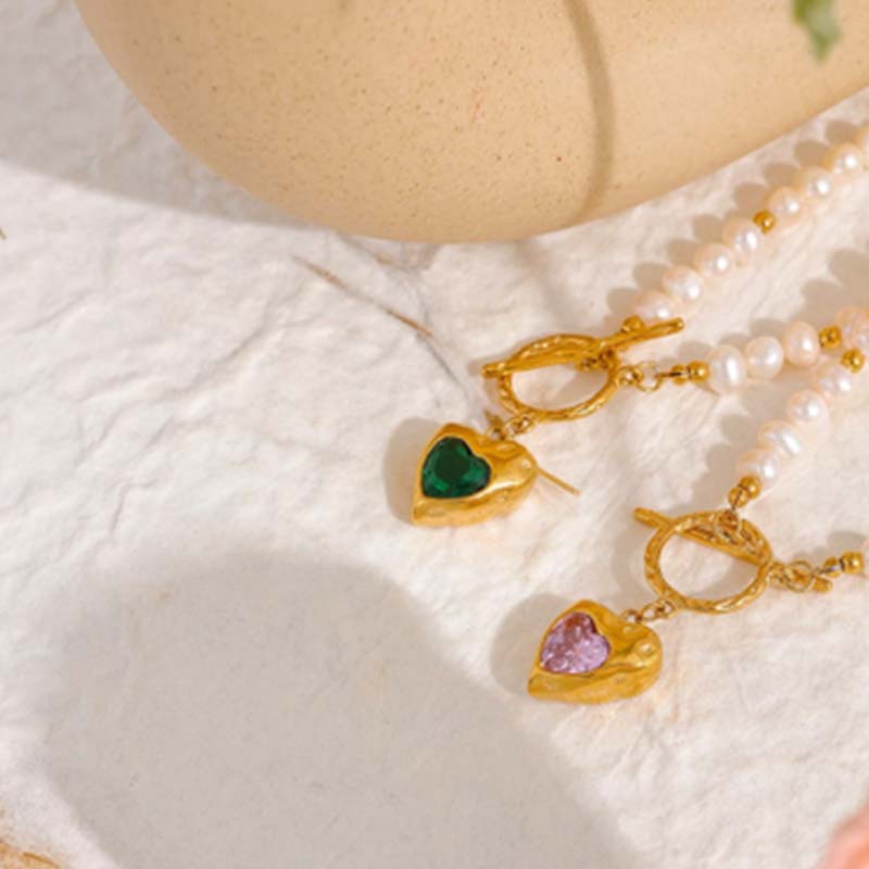 Pop Heart Pearl Necklace
