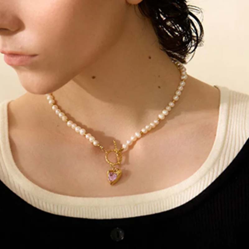 Pop Heart Pearl Necklace